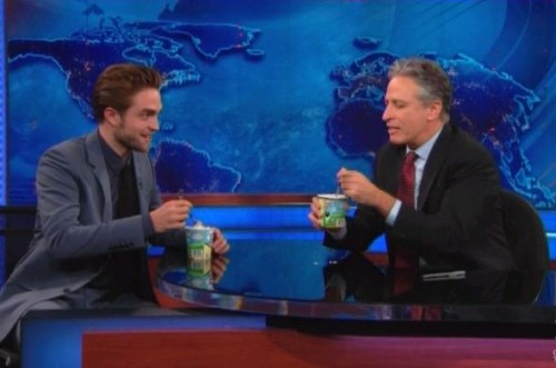 Robert Pattinson on the Daily Show with Jon Stewart - The Latest Entertainment News Today