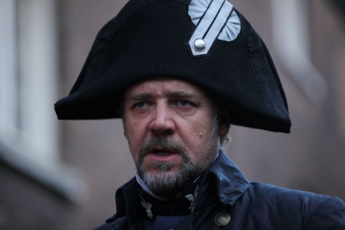 Russell Crowe Defends LES MISERABLES Singing! - TOMORROW'S NEWS - The Latest Entertainment News Today!