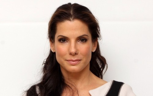 SANDRA BULLOCK In Talks To Star IN ANNIE? - TOMORROW'S NEWS - The Latest Entertainment News Today!