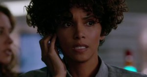 HALLE BERRY in THE CALL - MOVIE REVIEW - TOMORROW'S NEWS - The Latest Entertainment News Today!