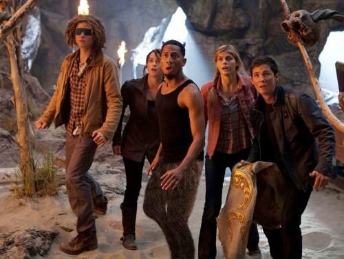 PERCY JACKSON SEA ON MONSTERS - Film Review! TOMORROW'S NEWS - The Latest Entertainment News Today!